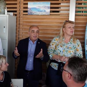 l'assessore regionale del Turismo, Gianni Chessa, con gli ospiti polacchi