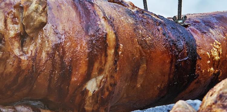 Agnello, porcetto e carciofo trionfano a Natale in Sardegna