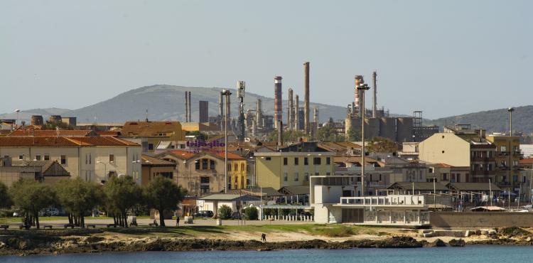 Porto Torres, Invitalia ha aperto lo sportello per i finanziamenti Mise |  SardegnaImpresa